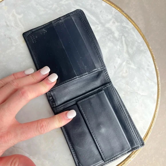 GUCCI Guccissima Supreme Navy & Red Leather Flap Wallet 237359-486430 - Picture 10 of 16